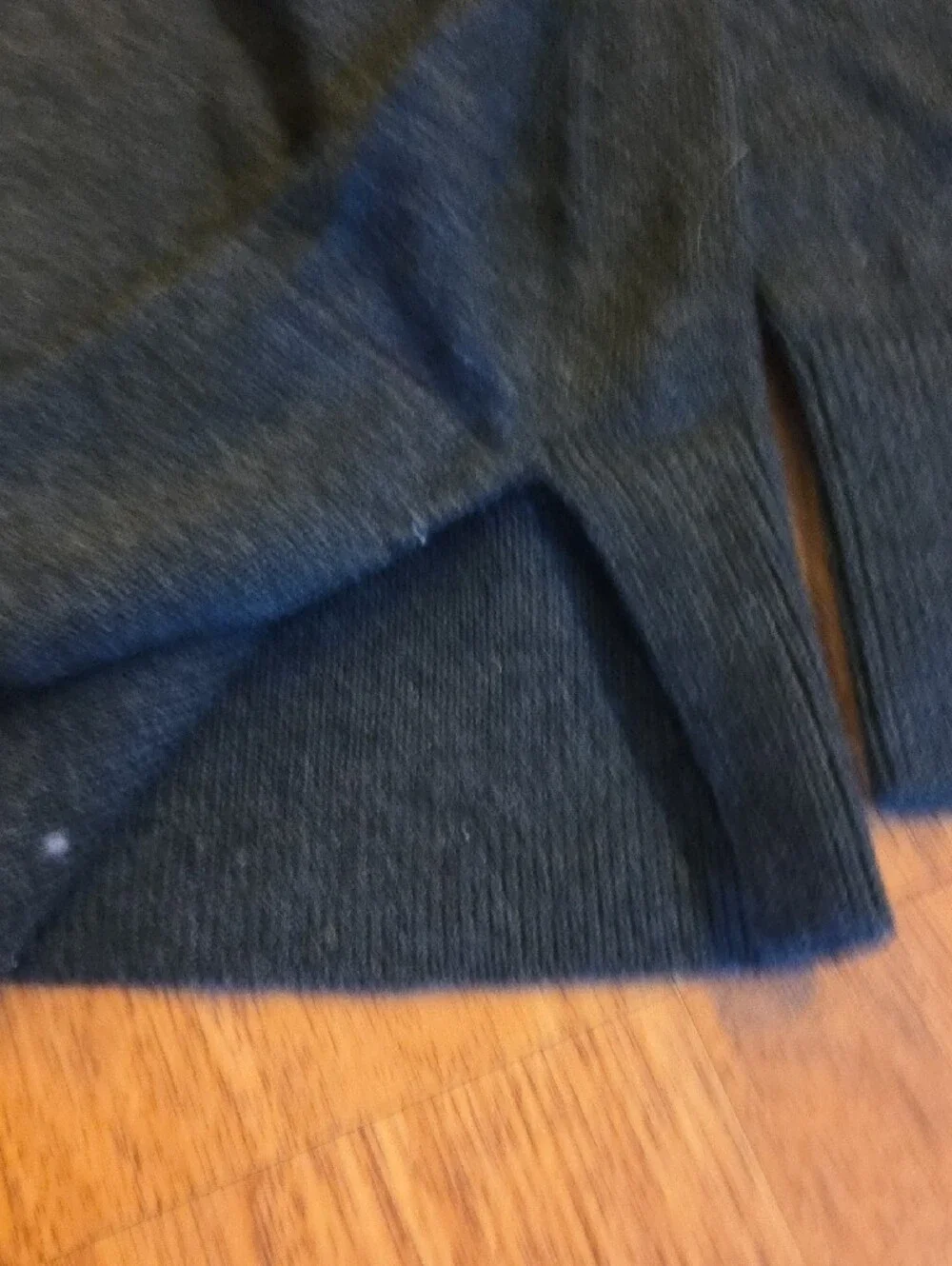 NWT LOFT Women's Charcoal Gray Button-Front Cardigan - Size LARGE - Picture 4 of 6
